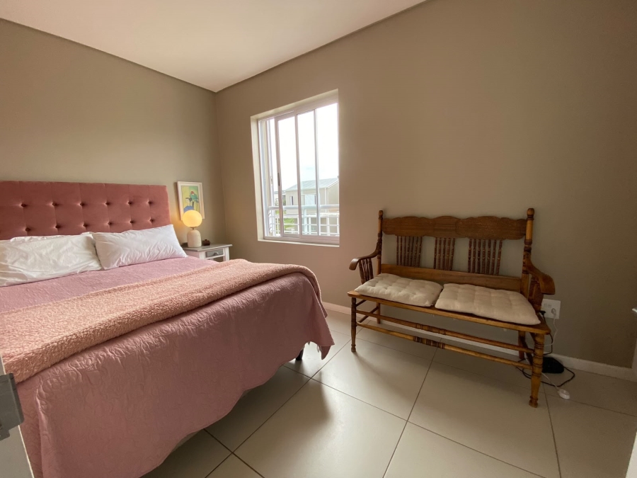 To Let 3 Bedroom Property for Rent in Somerset Lakes Western Cape